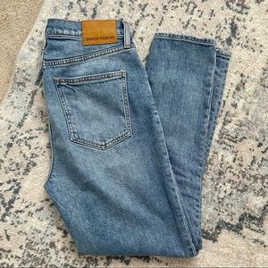 Aritzia Denim Forum Arlo High Rise Straight Jean